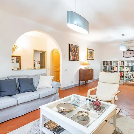 Awesome In With Kitchen * Camaiore