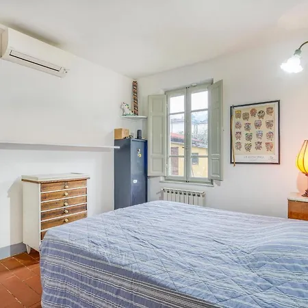 Casa vacanze Awesome In With Kitchen