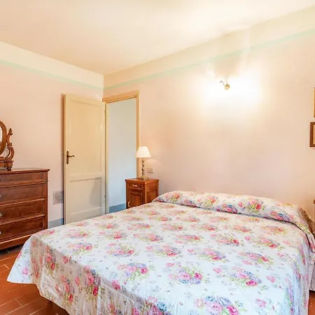 Awesome In With Kitchen * Camaiore